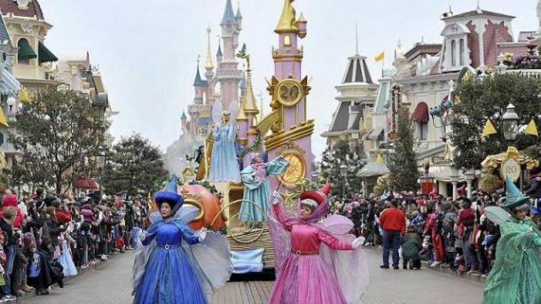 Plus de 8000 postes à pourvoir chez Disneyland Paris dont 1200 CDI