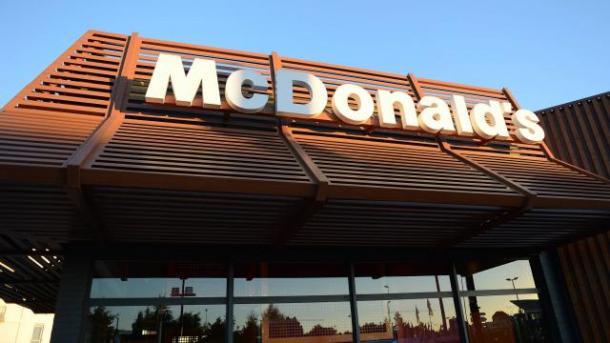 McDonald’s prévoit de créer 2 500 emplois en France en 2016